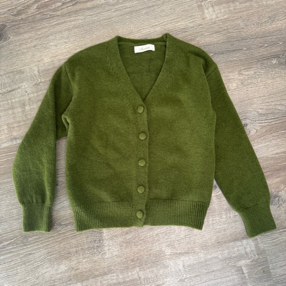alicedudu Sweaters - Women's Moss Green Button-Up Sweater Cardigan Small
